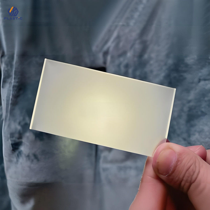 Resistência UV Folha de acrílico congelado cortada ao tamanho 50% Transmissão de luz 4ft x 8ft