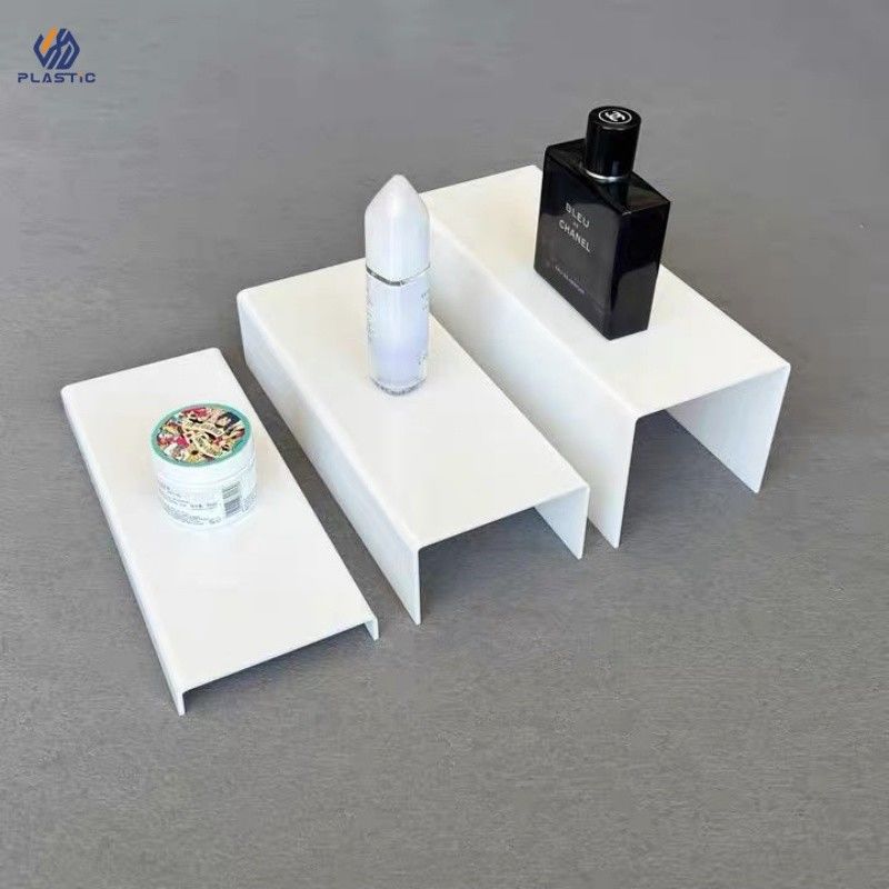 Cor branca ou preta Acrílico Riser Display Stand Acrílico Display Rack Com Logotipo