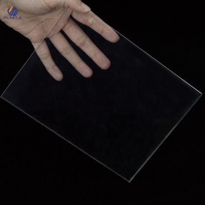 Folha acrílica extrudida clara 1,20 g/Cm3 Densidade A Grau Planura Amostra livre