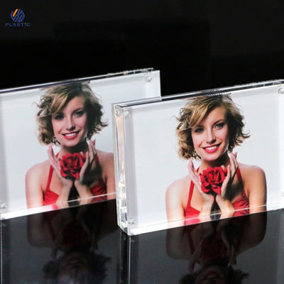Quadro fotográfico acrílico resistente aos raios UV de adsorção magnética forte para exibição de imagens